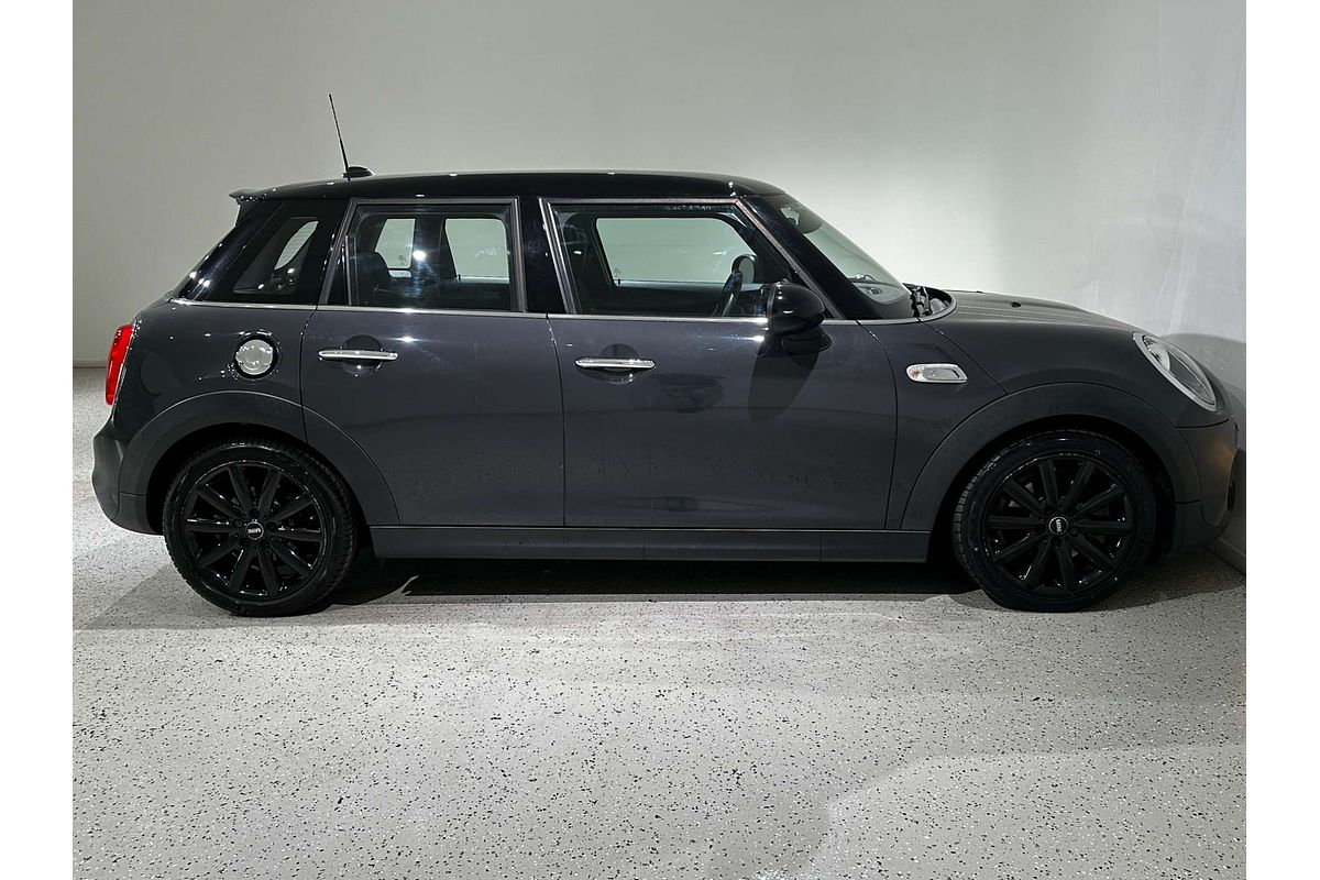 2016 MINI Hatch Cooper S F55