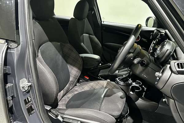 2016 MINI Hatch Cooper S F55