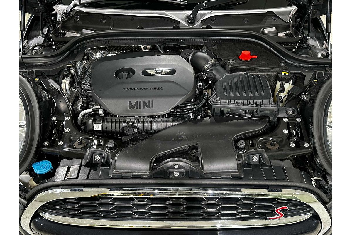 2016 MINI Hatch Cooper S F55