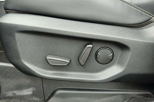 2023 Ford Everest Platinum 3.0L