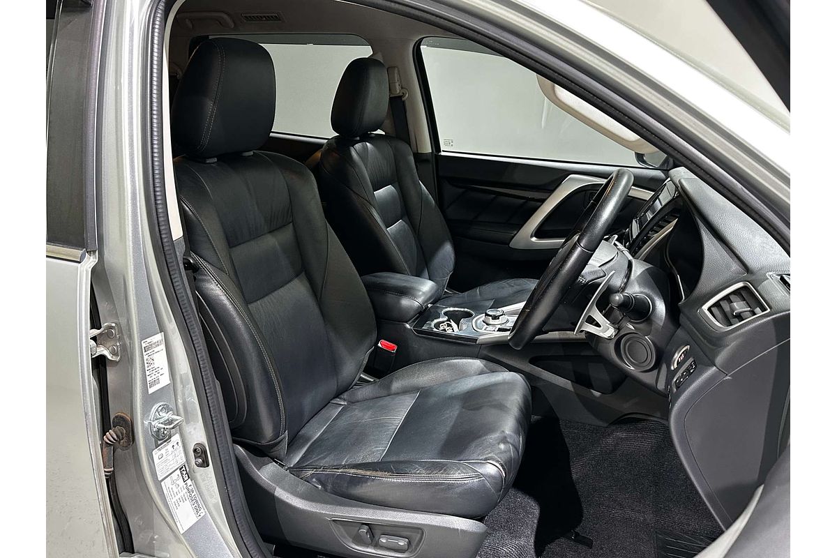 2017 Mitsubishi Pajero Sport GLS QE