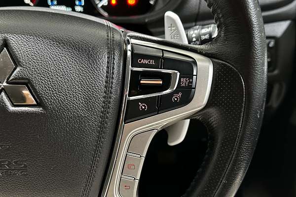 2017 Mitsubishi Pajero Sport GLS QE