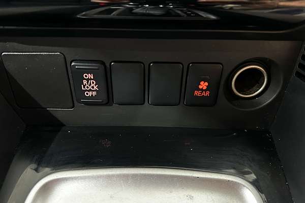 2017 Mitsubishi Pajero Sport GLS QE
