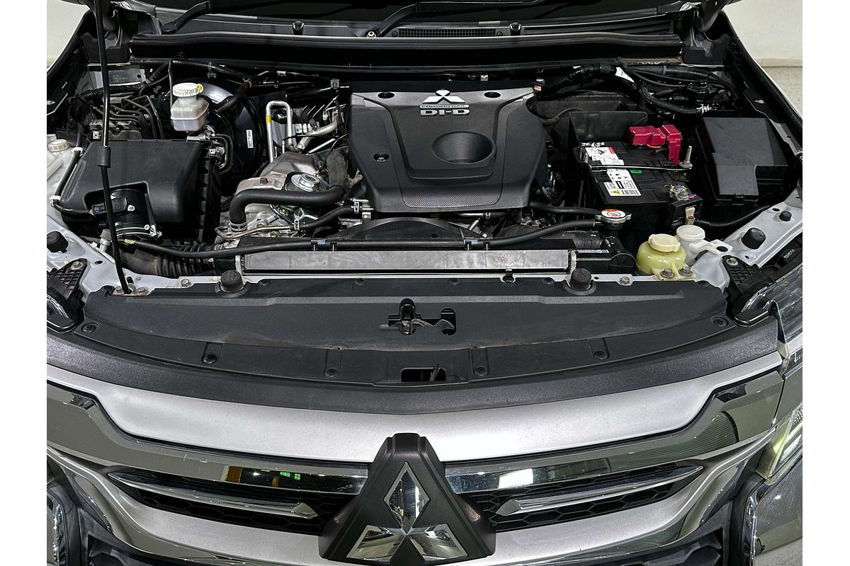 2017 Mitsubishi Pajero Sport GLS QE