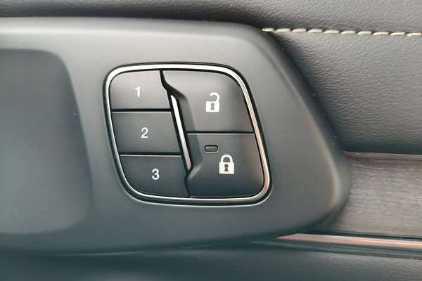 2023 Ford Everest Platinum 3.0L