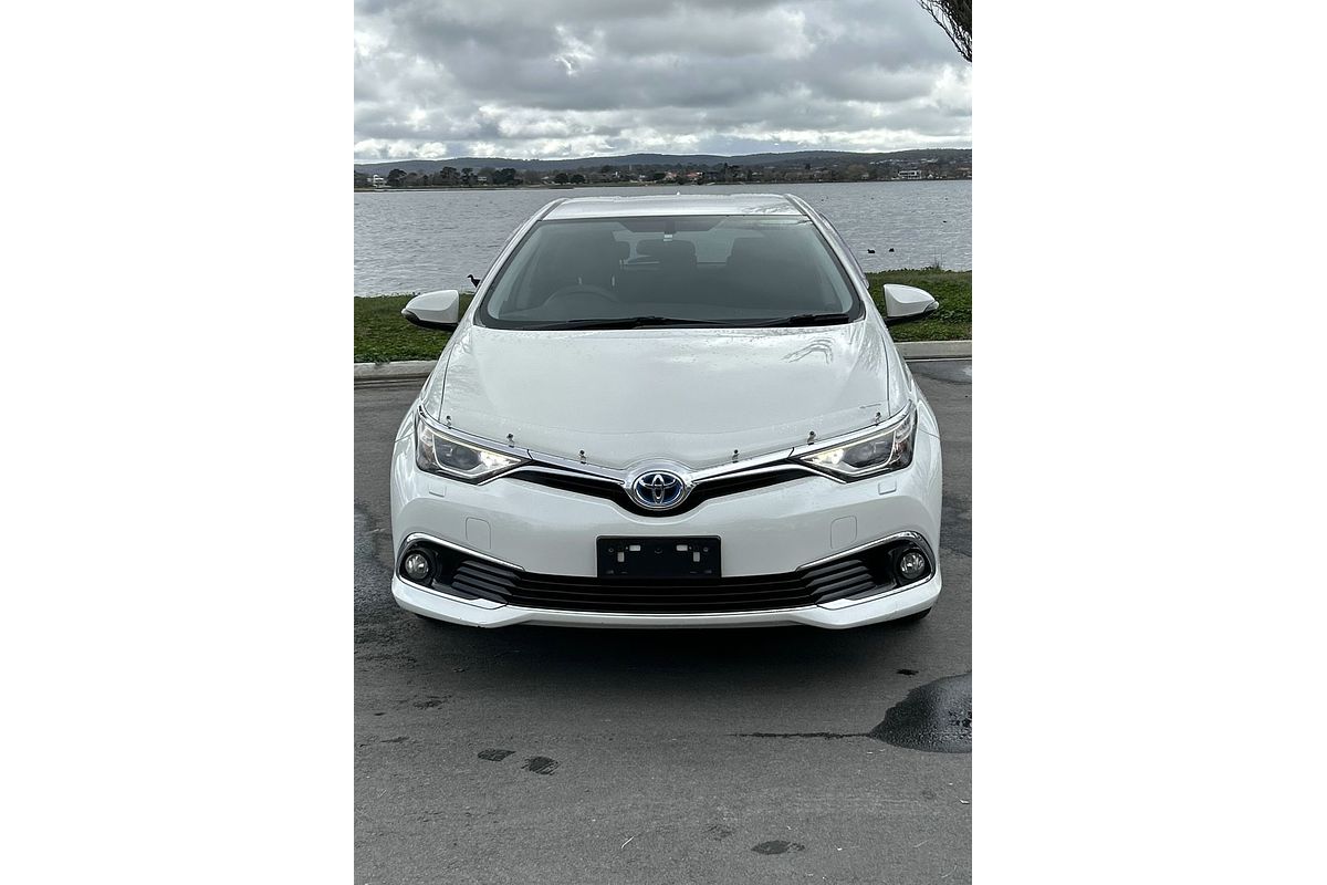 2016 Toyota Corolla Hybrid ZWE186R