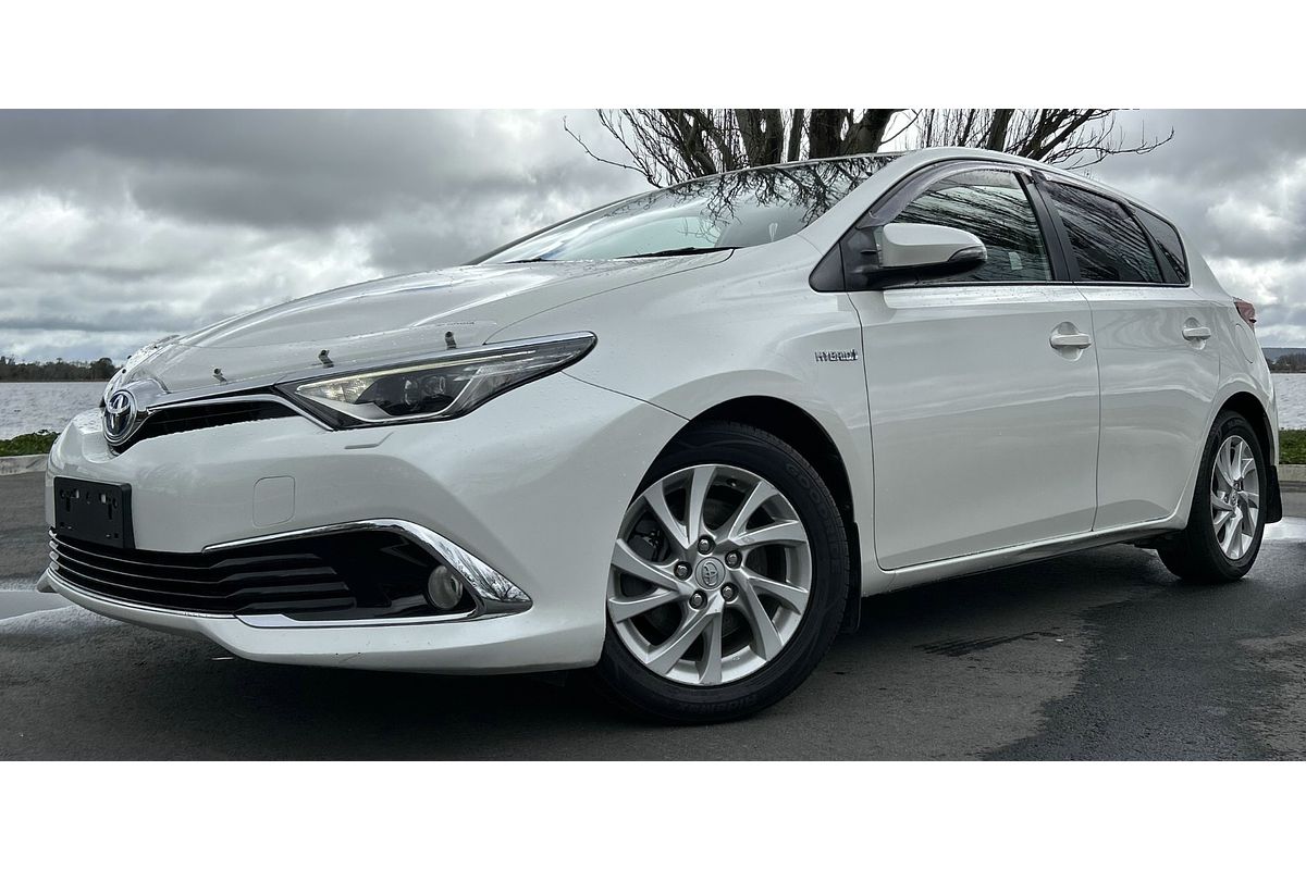 2016 Toyota Corolla Hybrid ZWE186R