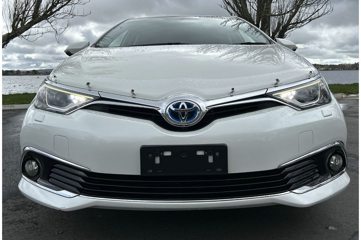 2016 Toyota Corolla Hybrid ZWE186R