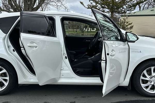 2016 Toyota Corolla Hybrid ZWE186R
