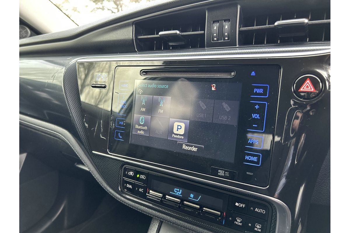 2016 Toyota Corolla Hybrid ZWE186R