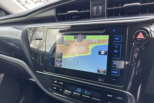 2016 Toyota Corolla Hybrid ZWE186R