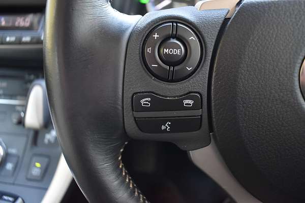 2016 Lexus CT CT200h Luxury ZWA10R