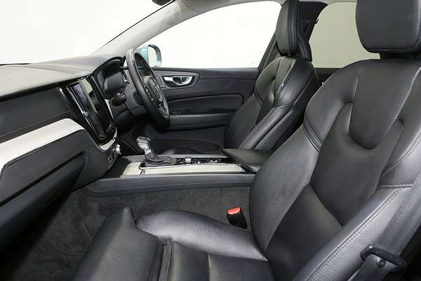 2021 Volvo XC60 D4 Inscription