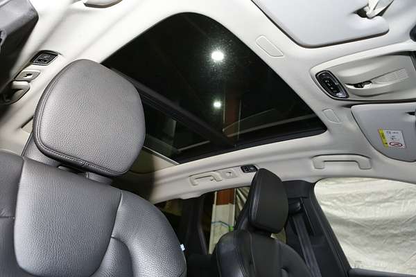 2021 Volvo XC60 D4 Inscription