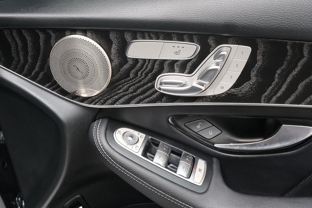 2021 Mercedes-Benz GLC-Class GLC300 X253