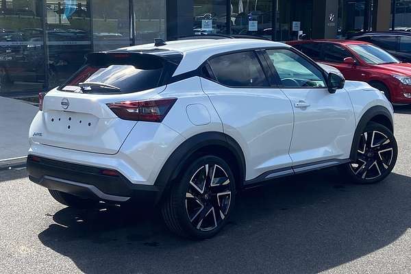 2024 Nissan JUKE ST-L F16