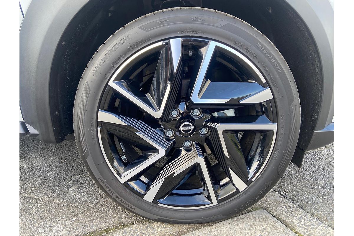 2024 Nissan JUKE ST-L F16