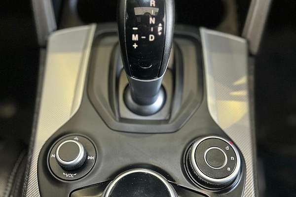 2017 Alfa Romeo Stelvio First Edition