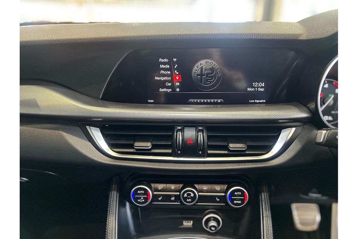 2017 Alfa Romeo Stelvio First Edition