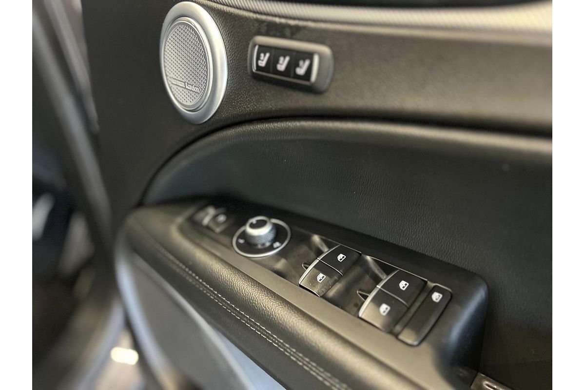 2017 Alfa Romeo Stelvio First Edition