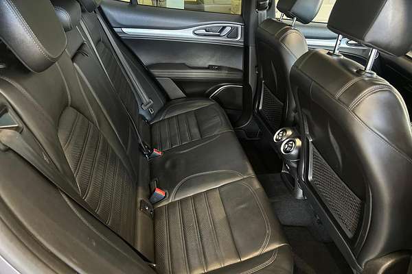 2017 Alfa Romeo Stelvio First Edition