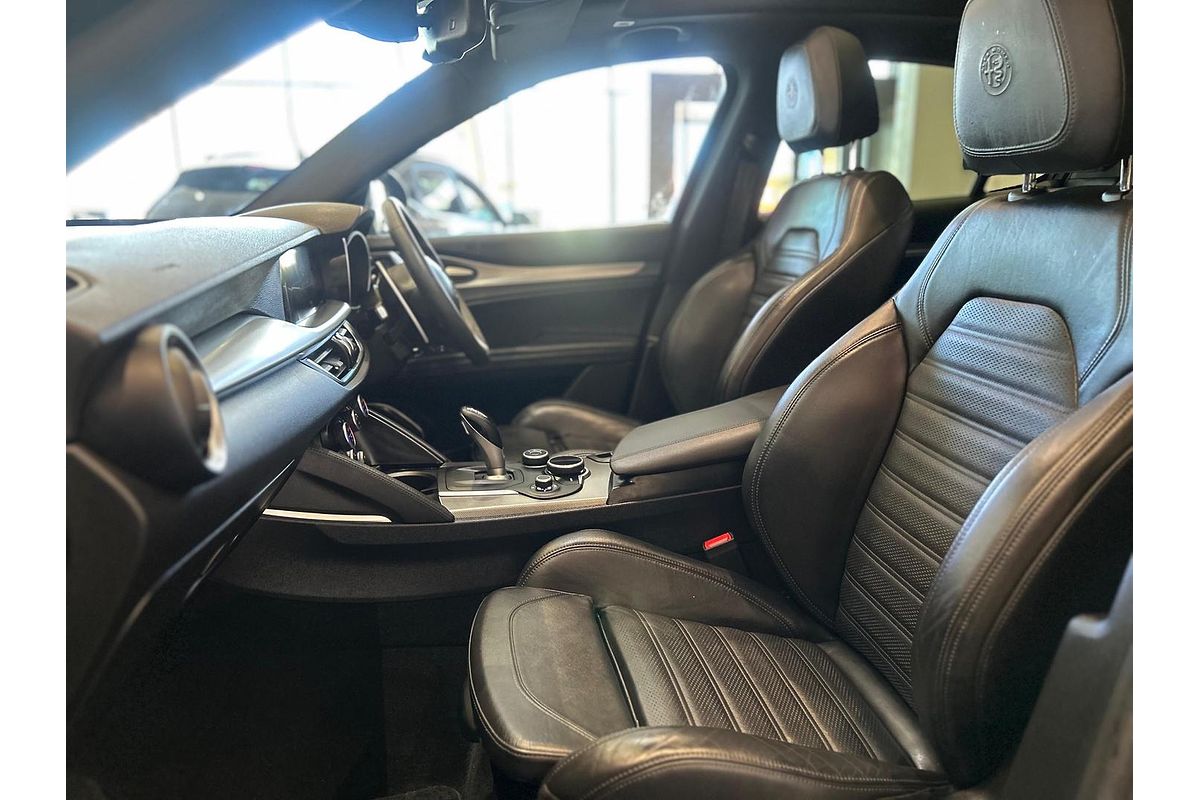 2017 Alfa Romeo Stelvio First Edition
