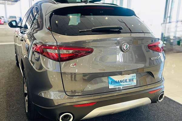 2017 Alfa Romeo Stelvio First Edition