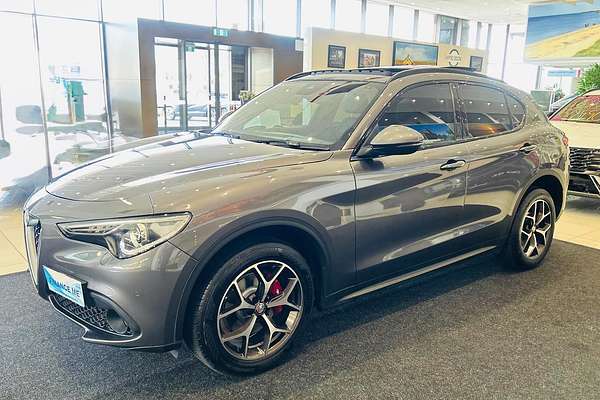 2017 Alfa Romeo Stelvio First Edition