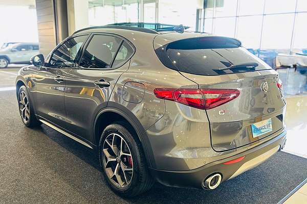 2017 Alfa Romeo Stelvio First Edition