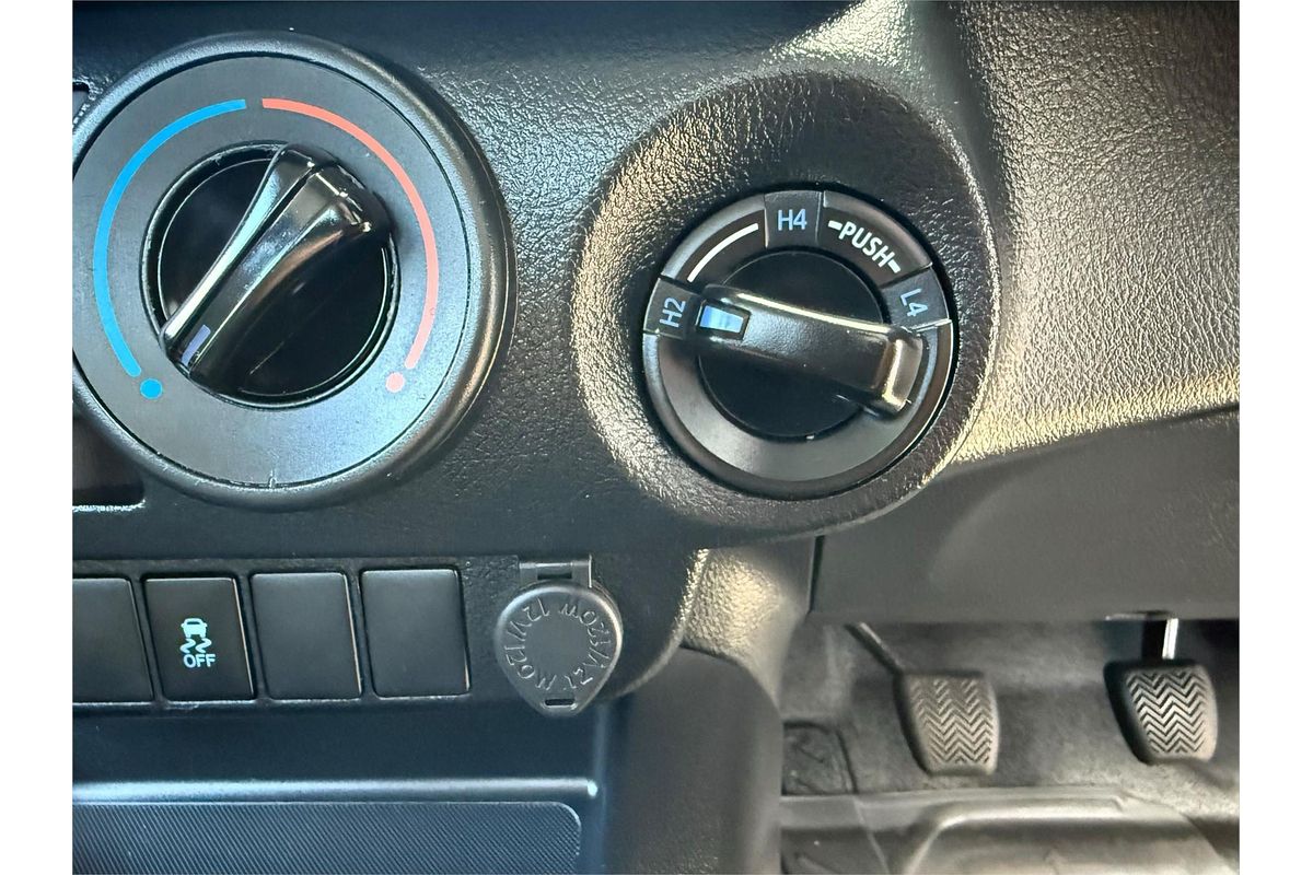 2019 Toyota Hilux Workmate GUN125R