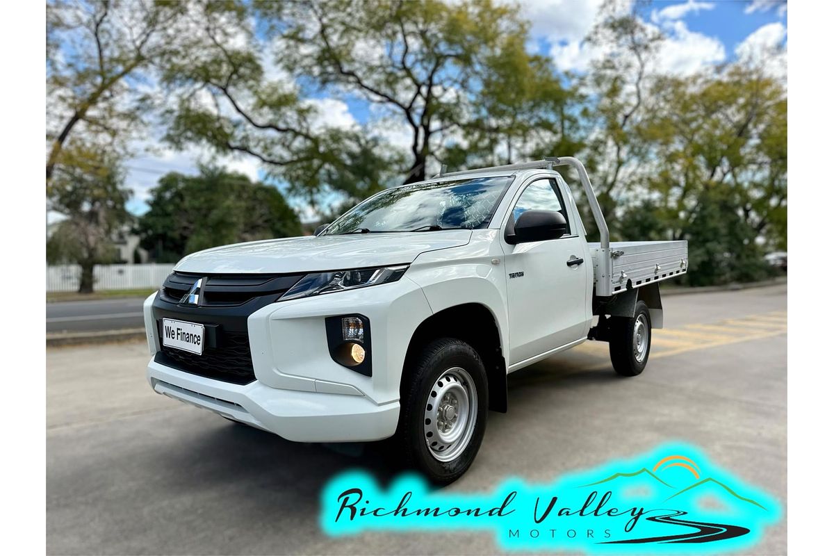 2021 Mitsubishi Triton GLX MR