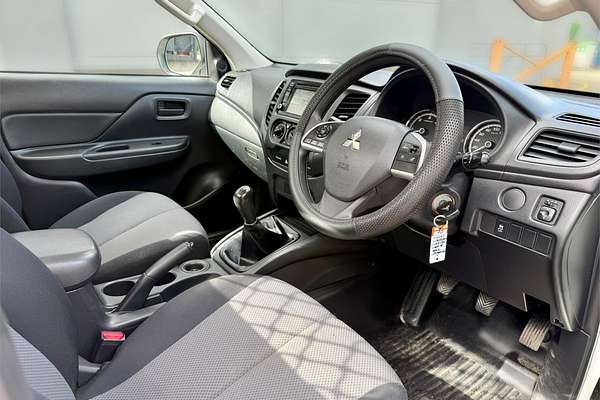 2021 Mitsubishi Triton GLX MR