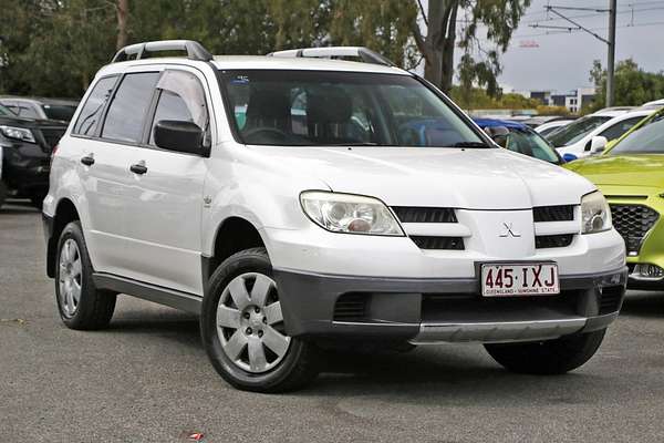 2005 Mitsubishi Outlander LS ZF
