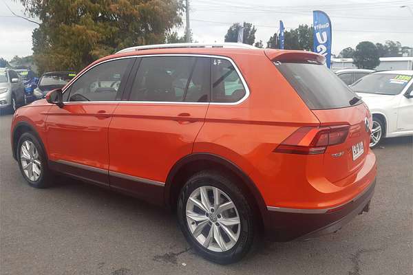 2016 Volkswagen Tiguan 140 TDI HIGHLINE 5NA