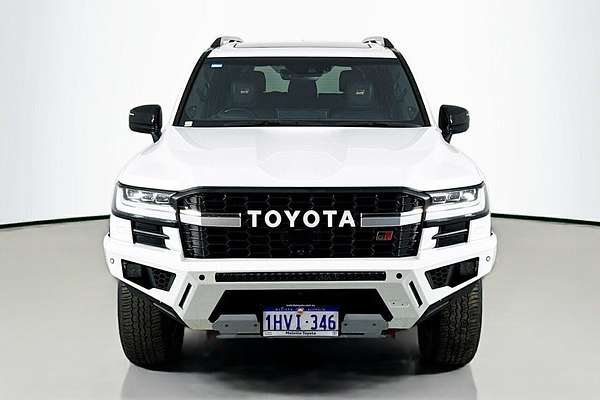 2023 Toyota Landcruiser GR Sport FJA300R