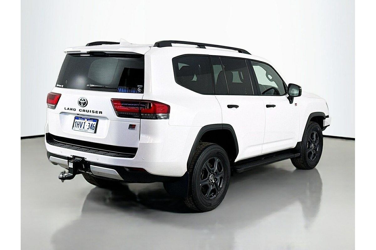 2023 Toyota Landcruiser GR Sport FJA300R