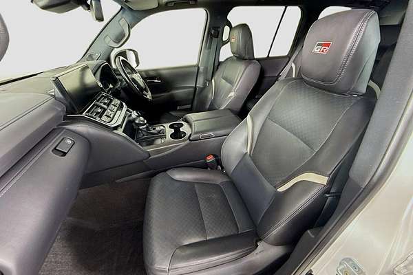 2023 Toyota Landcruiser GR Sport FJA300R