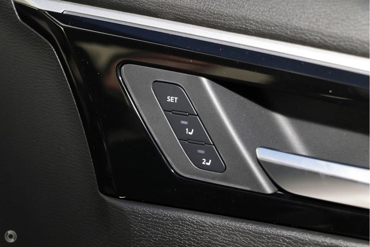 2025 Mitsubishi Outlander Exceed ZM