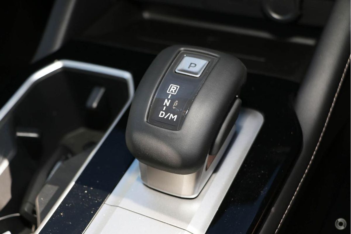 2025 Mitsubishi Outlander Exceed ZM
