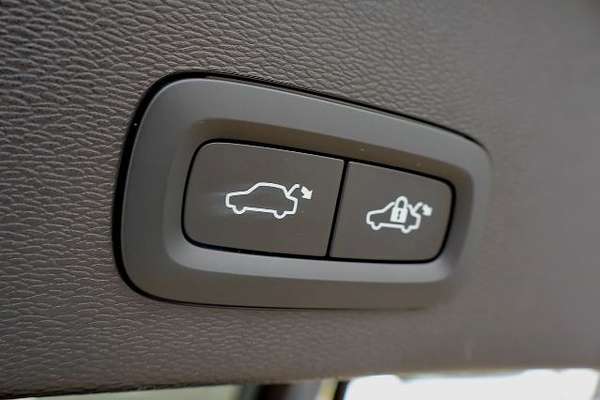 2022 Volvo C40 Recharge
