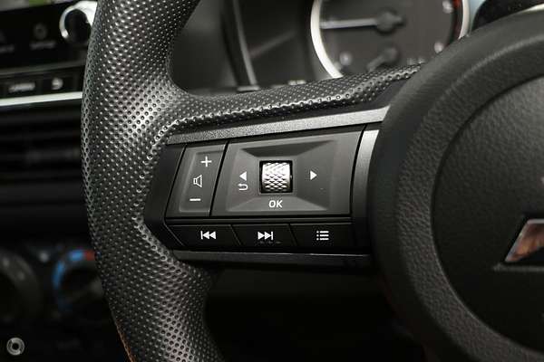 2025 Mitsubishi Triton GLX MV 4X4
