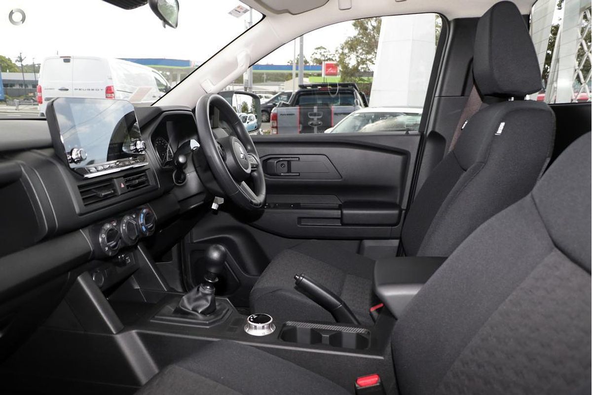 2025 Mitsubishi Triton GLX MV 4X4