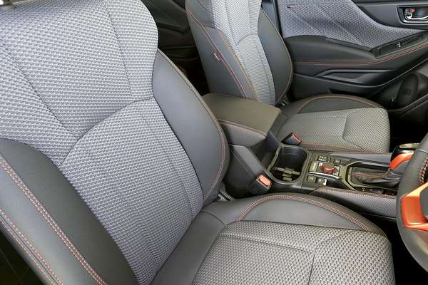 2025 Subaru Forester 2.5i Sport S5