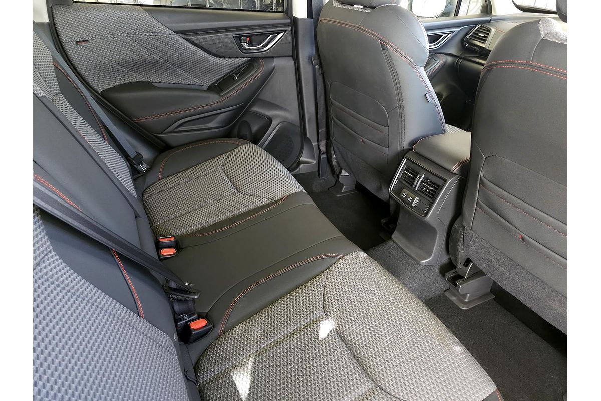2025 Subaru Forester 2.5i Sport S5