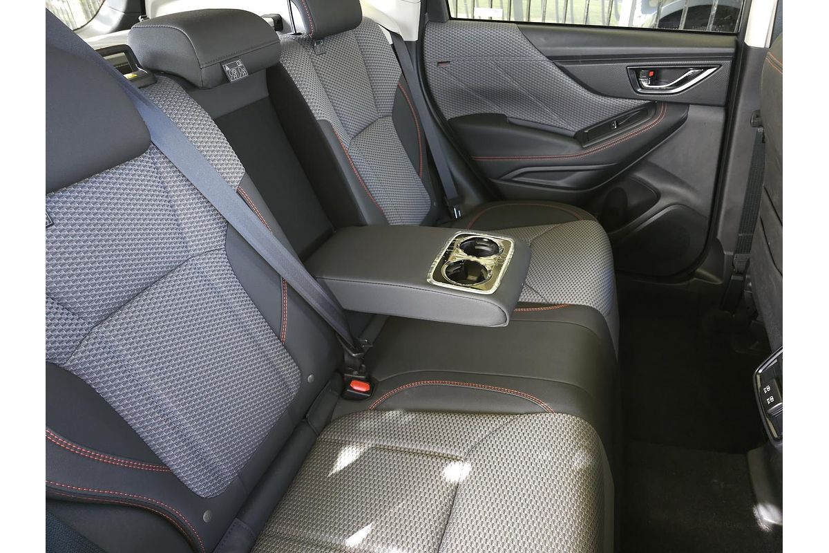 2025 Subaru Forester 2.5i Sport S5
