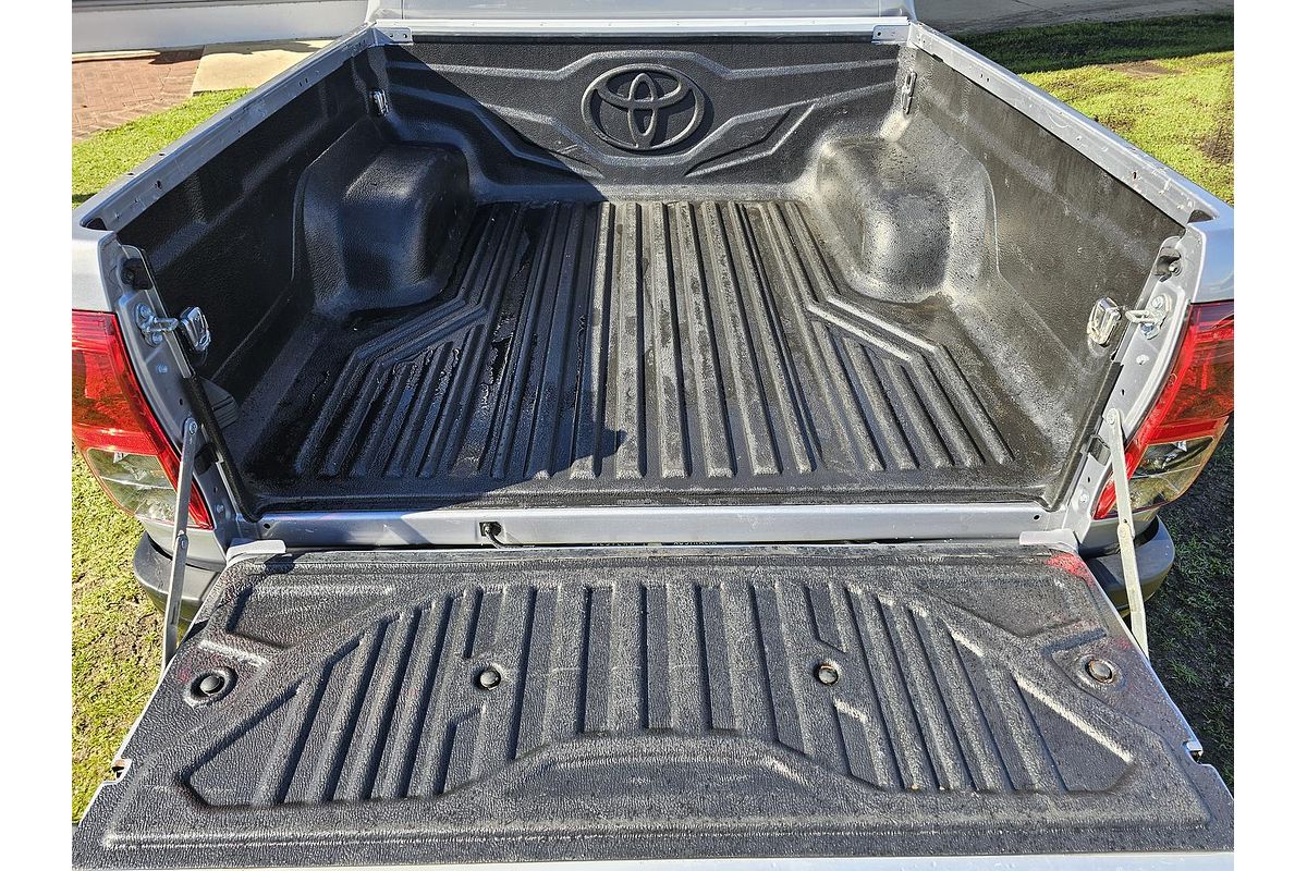 2018 Toyota Hilux SR5 GUN126R 4X4