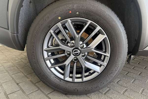2025 Nissan X-TRAIL ST T33