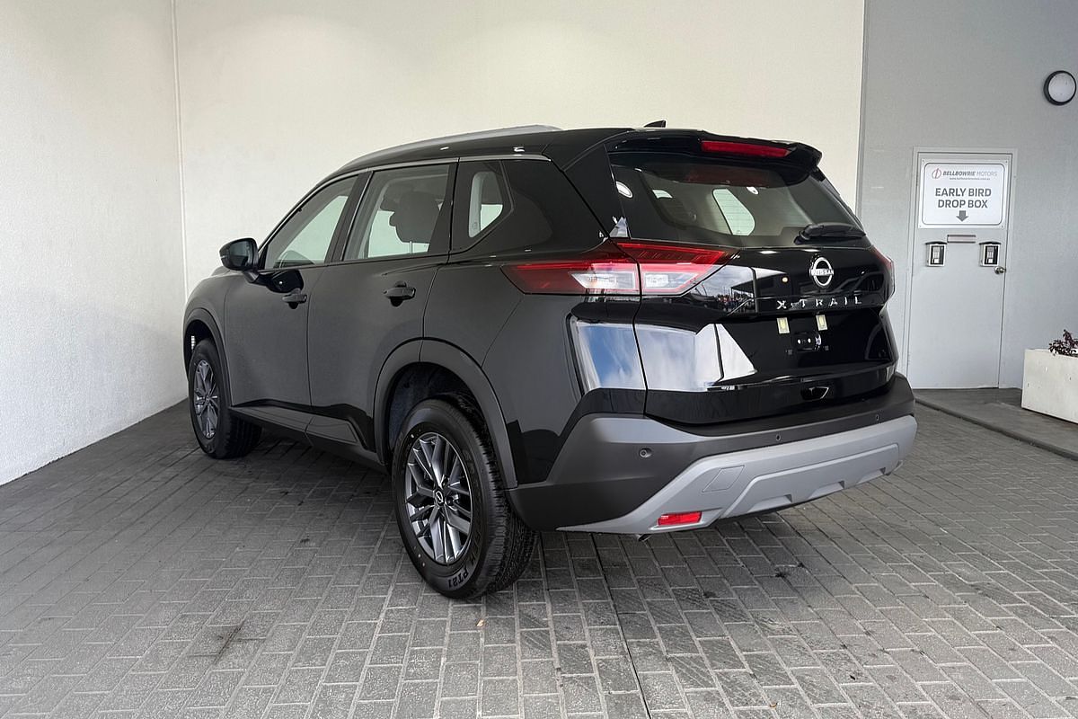 2025 Nissan X-TRAIL ST T33