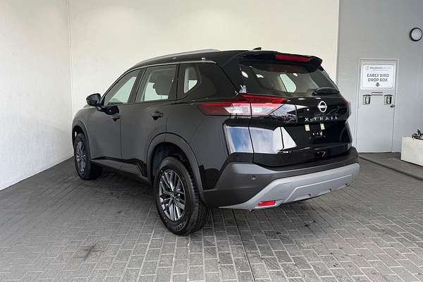 2025 Nissan X-TRAIL ST T33