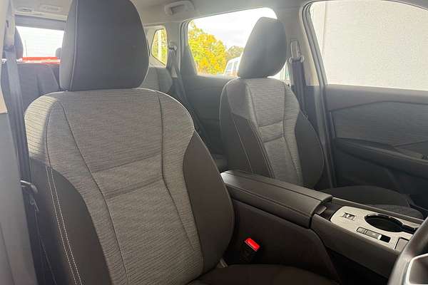 2025 Nissan X-TRAIL ST T33